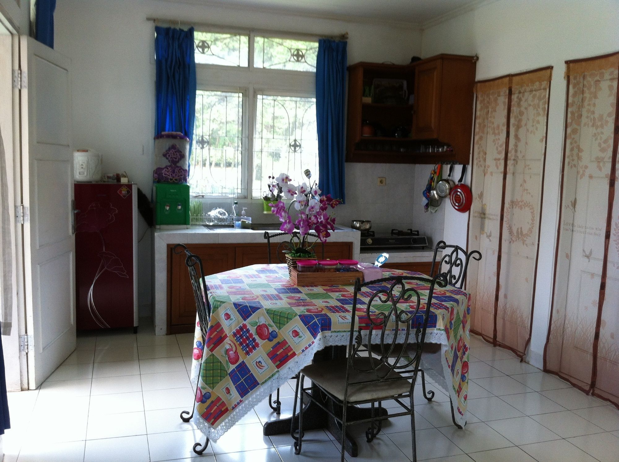 Villa Bukit Danau Lot 12 Cipanas  Exteriér fotografie